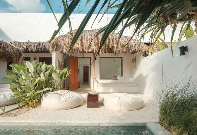 Imagen general del Hotel Amber Lombok Beach Resort. Foto 43