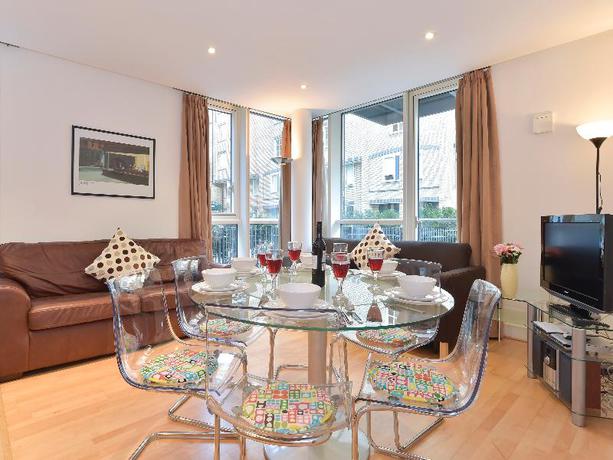 Imagen de los interiores del Hotel Amber Niké Apartments. Foto 3