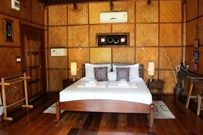 Imagen de la habitación del Hotel Amber Sands Beach Resort. Foto 30