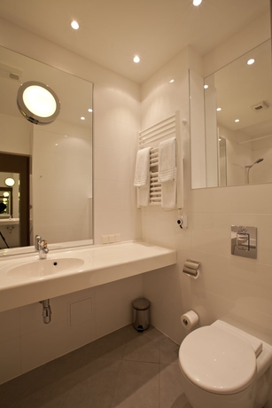 Imagen de la habitación del Hotel Amber Spa Boutique. Foto 10