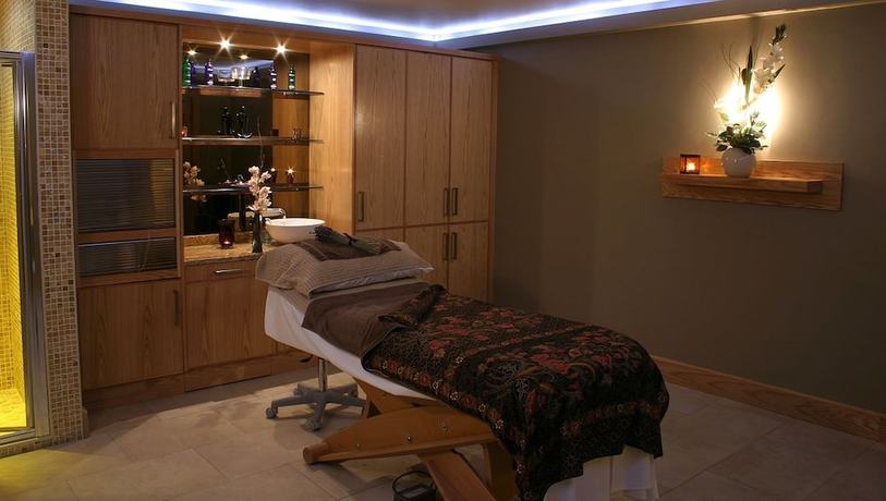 Imagen de los interiores del Hotel Amber Springs And Health Spa. Foto 16
