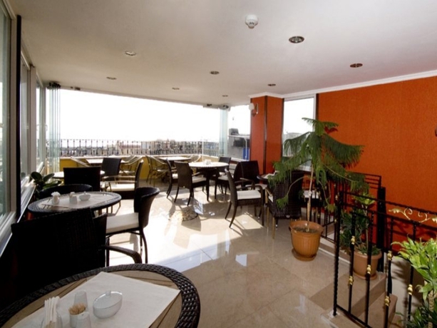 Imagen general del Hotel Amber Suites. Foto 3