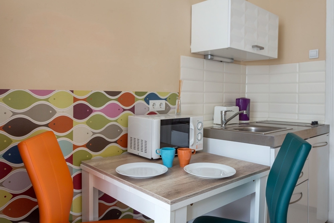 Imagen de la habitación del Hotel Amber Terrace Studio. Foto 16