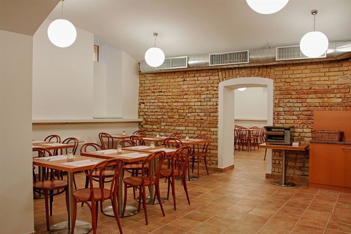 Imagen general del Hotel Ambiance, Praga. Foto 7