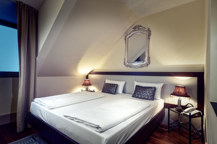 Imagen de la habitación del Hotel Ambiance Rivoli. Foto 6