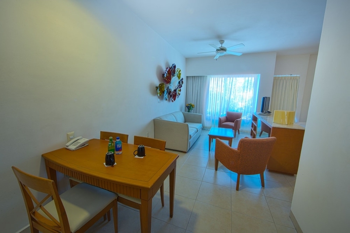 Imagen de la habitación del Hotel Ambiance Suites Cancun. Foto 4