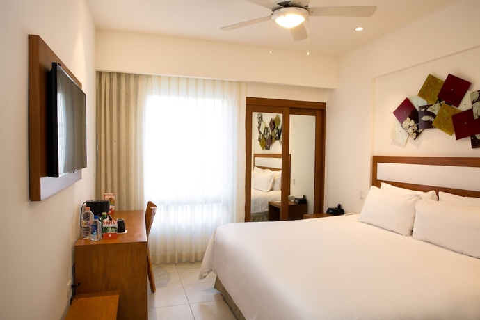 Imagen de la habitación del Hotel Ambiance Suites Cancun. Foto 15