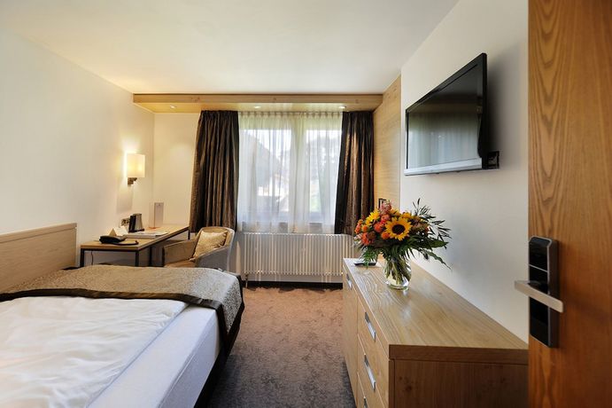Imagen de la habitación del Hotel Ambiance Superior. Foto 4