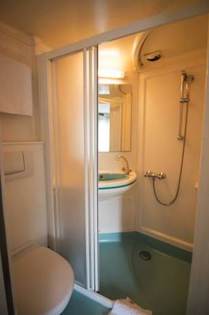 Imagen de la habitación del Hotel Ambiance, VILLEFRANCHE-SUR-SAONE. Foto 7