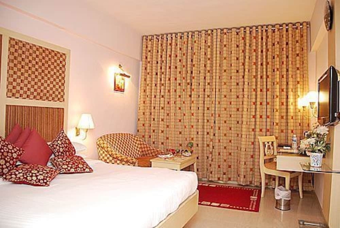 Imagen de la habitación del Hotel Ambica Empire. Foto 6