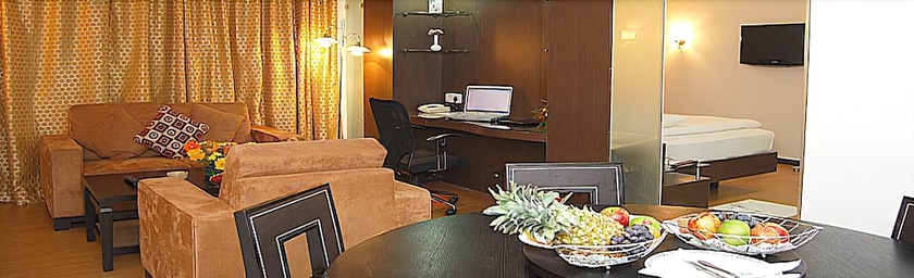 Imagen de la habitación del Hotel Ambica Empire. Foto 15