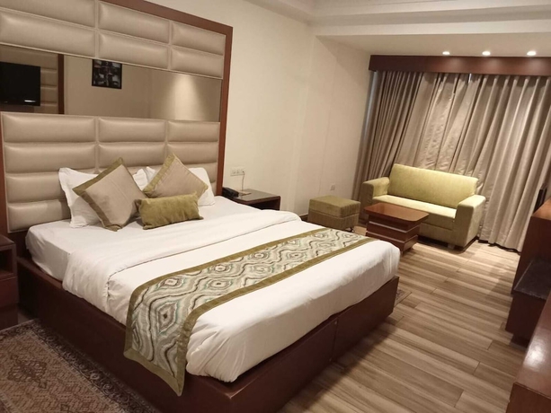Imagen de la habitación del Hotel Ambica Katra. Foto 5