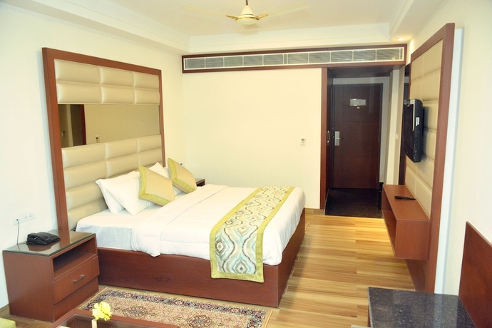 Imagen de la habitación del Hotel Ambica Katra. Foto 8