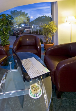 Imagen de los interiores del Hotel Ambient, Brasov. Foto 14