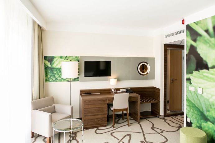 Imagen de la habitación del Hotel Ambient and Aromaspa Sikonda. Foto 5