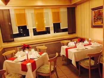 Imagen general del Hotel Ambiente And Restaurant. Foto 3