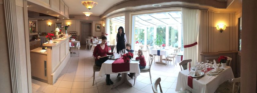 Imagen de los interiores del Hotel Ambiente And Restaurant. Foto 13