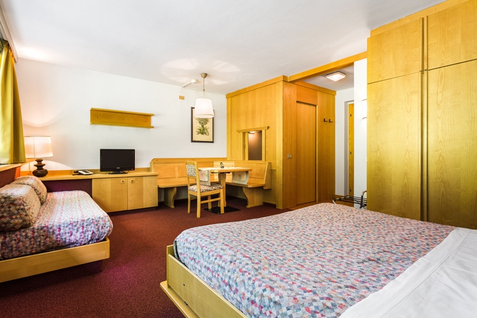 Imagen de la habitación del Hotel Ambiez Residence. Foto 10