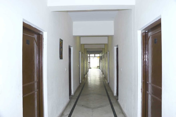 Imagen de los interiores del Hotel Ambika Palace by Shiwani Associate. Foto 17