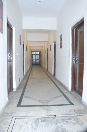 Imagen de la habitación del Hotel Ambika Palace by Shiwani Associate. Foto 15