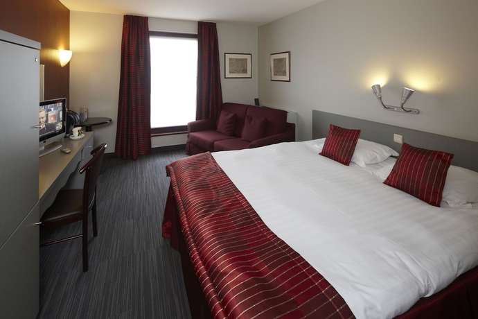 Imagen de la habitación del Hotel Ambiotel. Foto 12