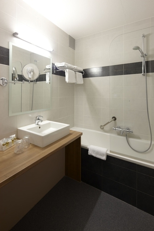 Imagen de la habitación del Hotel Ambiotel. Foto 13