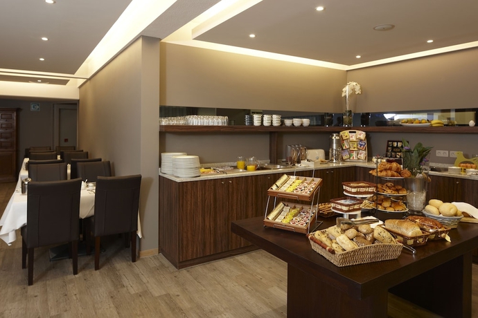 Imagen del bar/restaurante del Hotel Ambiotel. Foto 5