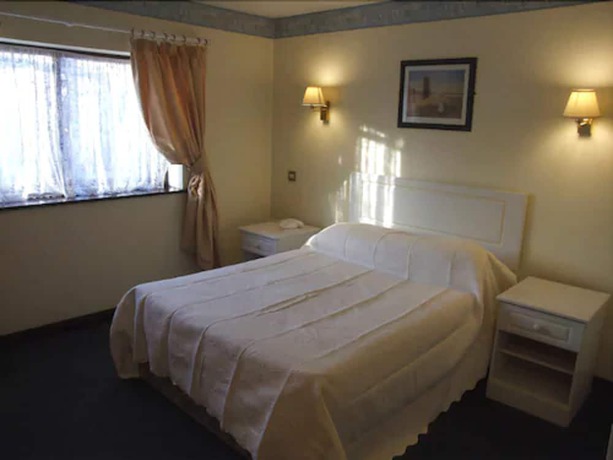 Imagen de la habitación del Hotel Amblehurst. Foto 4