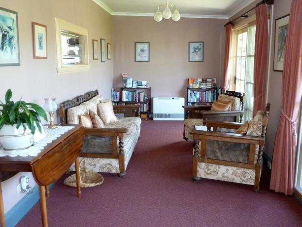 Imagen general del Hotel Ambleside on the Lake. Foto 5