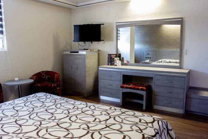 Imagen de la habitación del Hotel Ambos Mundos, Ciudad de M&eacute;xico. Foto 5