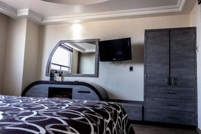 Imagen de la habitación del Hotel Ambos Mundos, Ciudad de M&eacute;xico. Foto 11