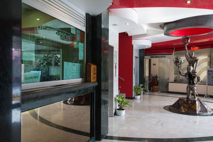 Imagen de los interiores del Hotel Ambos Mundos, Ciudad de M&eacute;xico. Foto 20