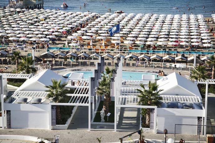 Imagen de la habitación del Hotel Ambra, Cattolica. Foto 10