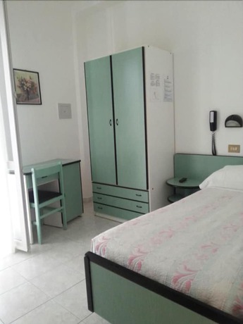 Imagen de la habitación del Hotel Ambra, Cattolica. Foto 17