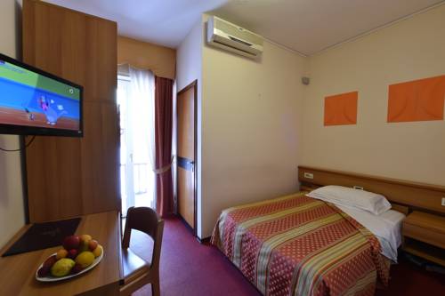 Imagen de la habitación del Hotel Ambra Hotel. Foto 11