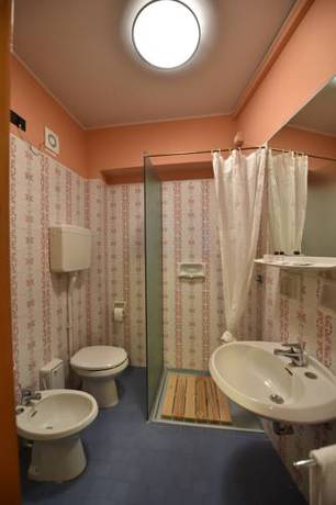 Imagen de la habitación del Hotel Ambra Hotel. Foto 13