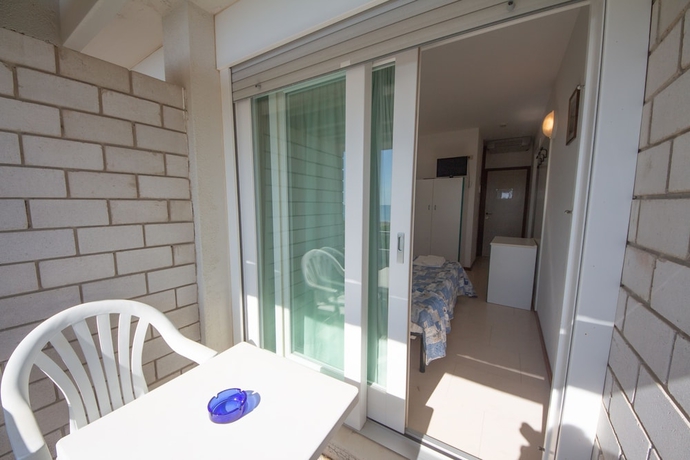 Imagen de la habitación del Hotel Ambra, Lignano Sabbiadoro. Foto 2