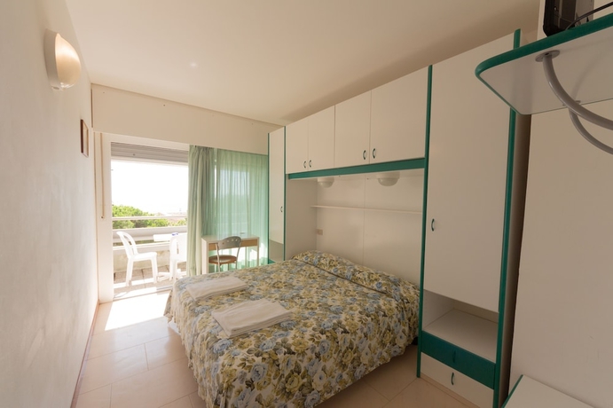Imagen de la habitación del Hotel Ambra, Lignano Sabbiadoro. Foto 9