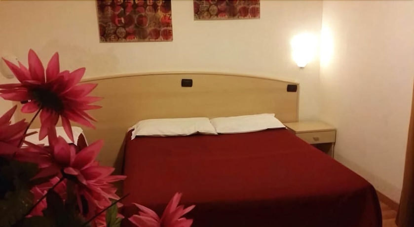 Imagen de la habitación del Hotel Ambra, Milán. Foto 3