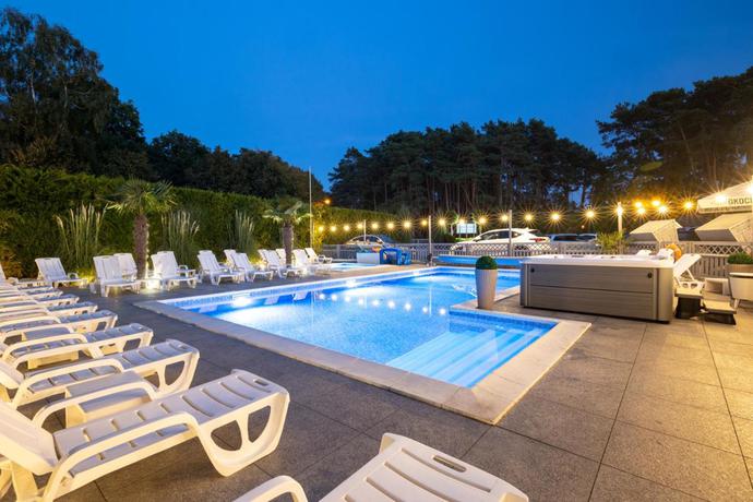 Imagen de la piscina del Hotel Ambre Mare - Wypoczynek Pod Palmami. Foto 12