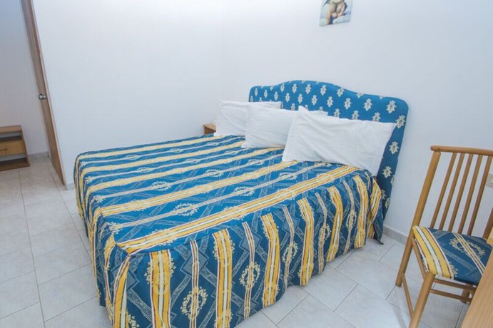 Imagen de la habitación del Hotel Ambrogini. Foto 16