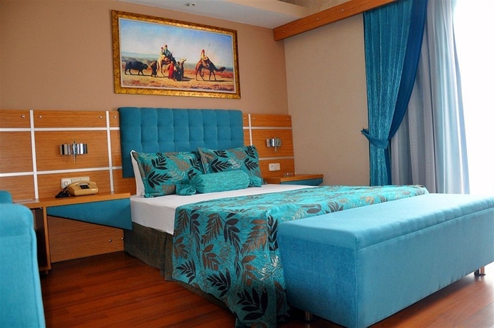 Imagen de la habitación del Hotel Ambrosia. Foto 3