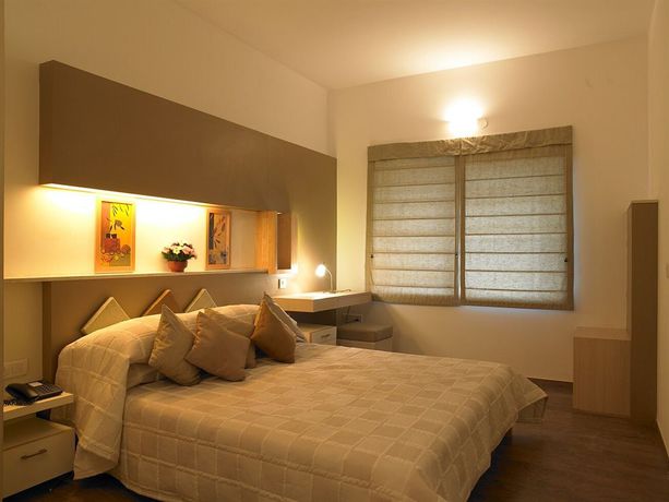 Imagen de los interiores del Hotel Amc Comforts At Brigade Homestead. Foto 8