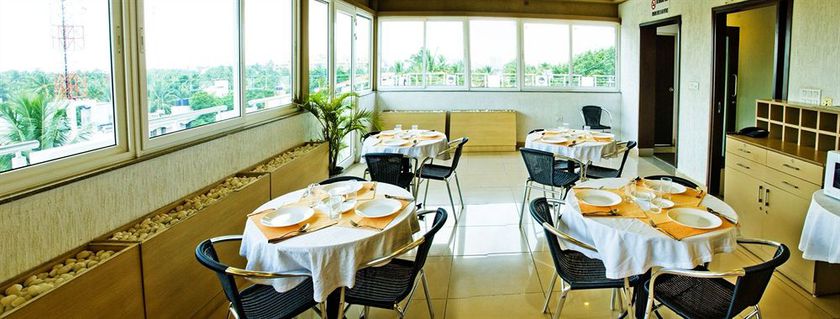 Imagen de los interiores del Hotel Amc Comforts At Brigade Homestead. Foto 13
