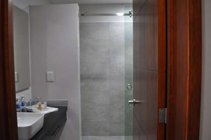 Imagen de la habitación del Hotel Amd. Foto 11