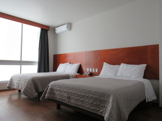 Imagen de la habitación del Hotel Amd. Foto 17