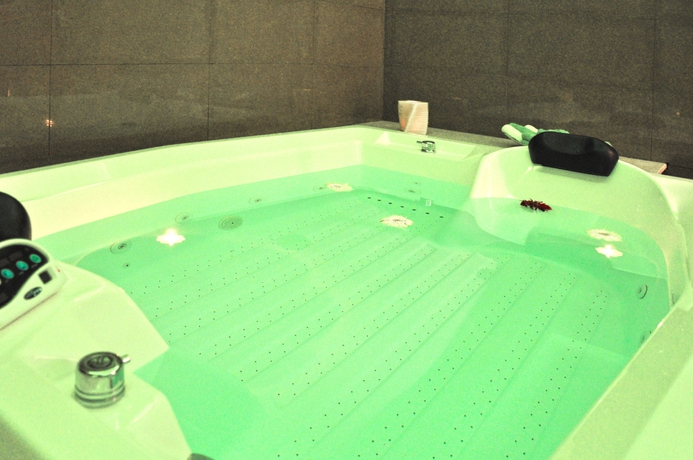 Imagen de los interiores del Hotel Am&eacute;rian Casino Carlos V. Foto 13