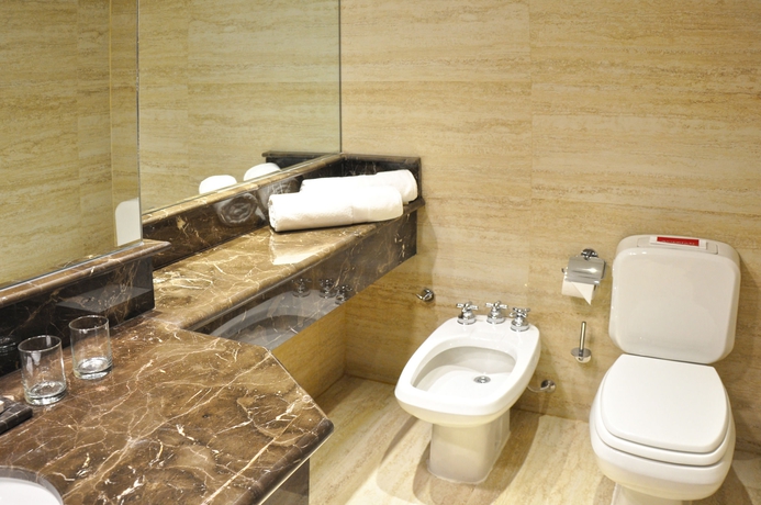 Imagen de la habitación del Hotel Am&eacute;rian Casino Carlos V. Foto 6