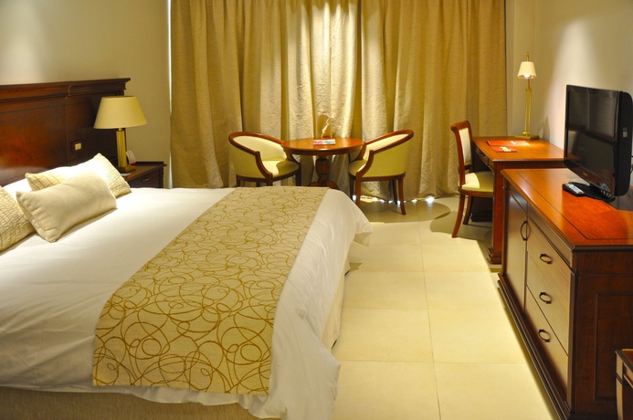 Imagen de la habitación del Hotel Am&eacute;rian Casino Carlos V. Foto 8