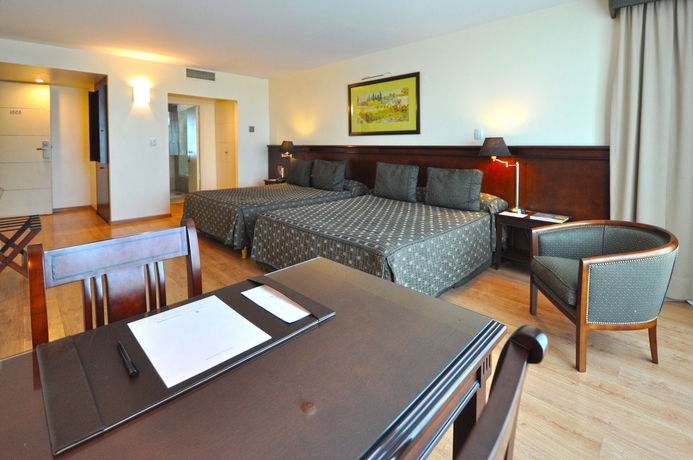 Imagen de la habitación del Hotel Am&eacute;rian Executive Mendoza. Foto 6